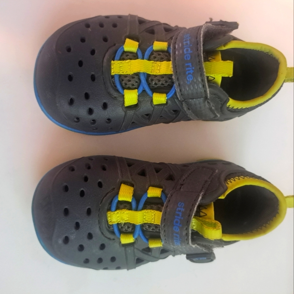 Stride rite toddler baby shoes size 5